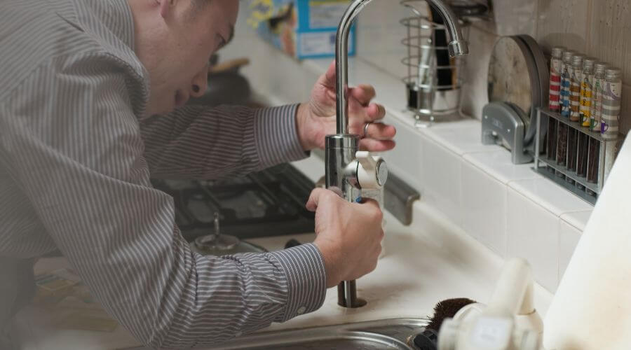 Local tankless water heater installation in Strandburg, SD